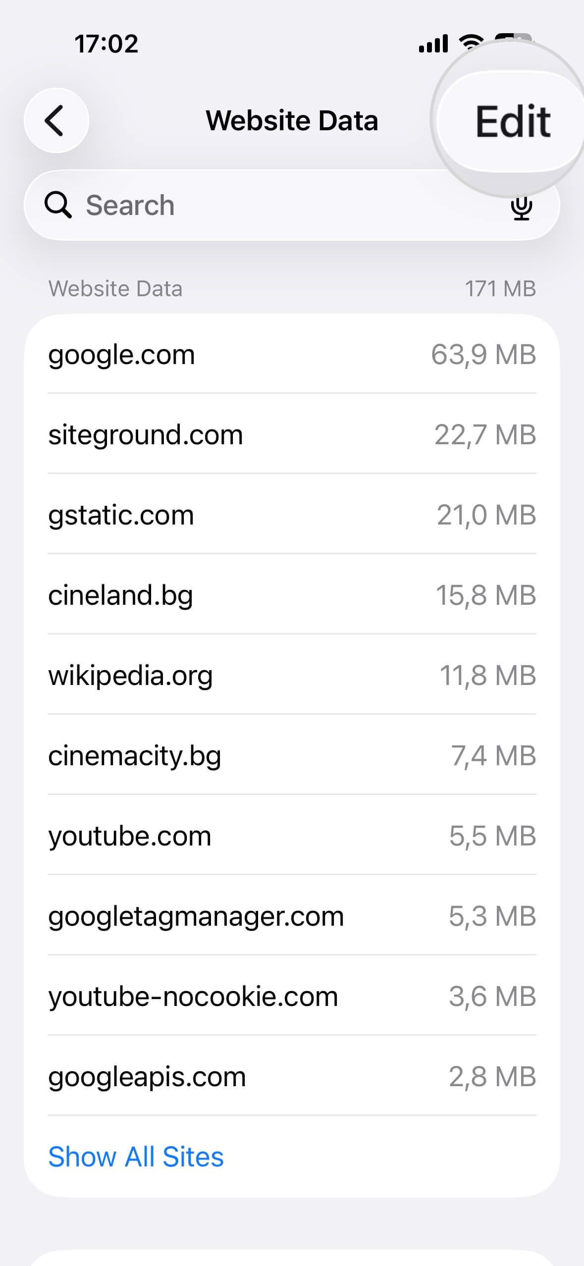 Website-Daten-Optionen für Safari auf dem iPhone mit einer hervorgehobenen Schaltfläche Bearbeiten