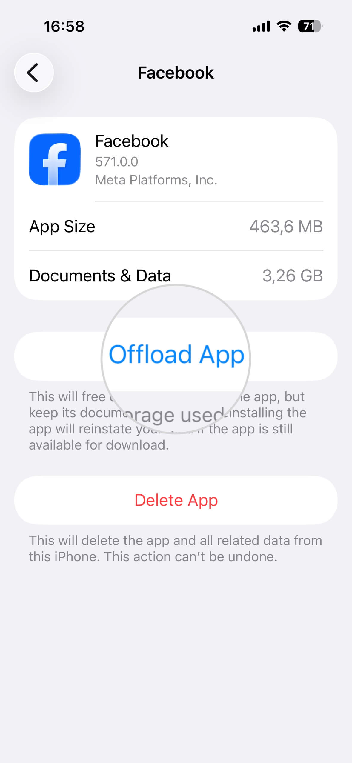 Facebook-App-Optionen aus den iPhone-Speichereinstellungen mit einer hervorgehobenen Schaltfläche App auslagern