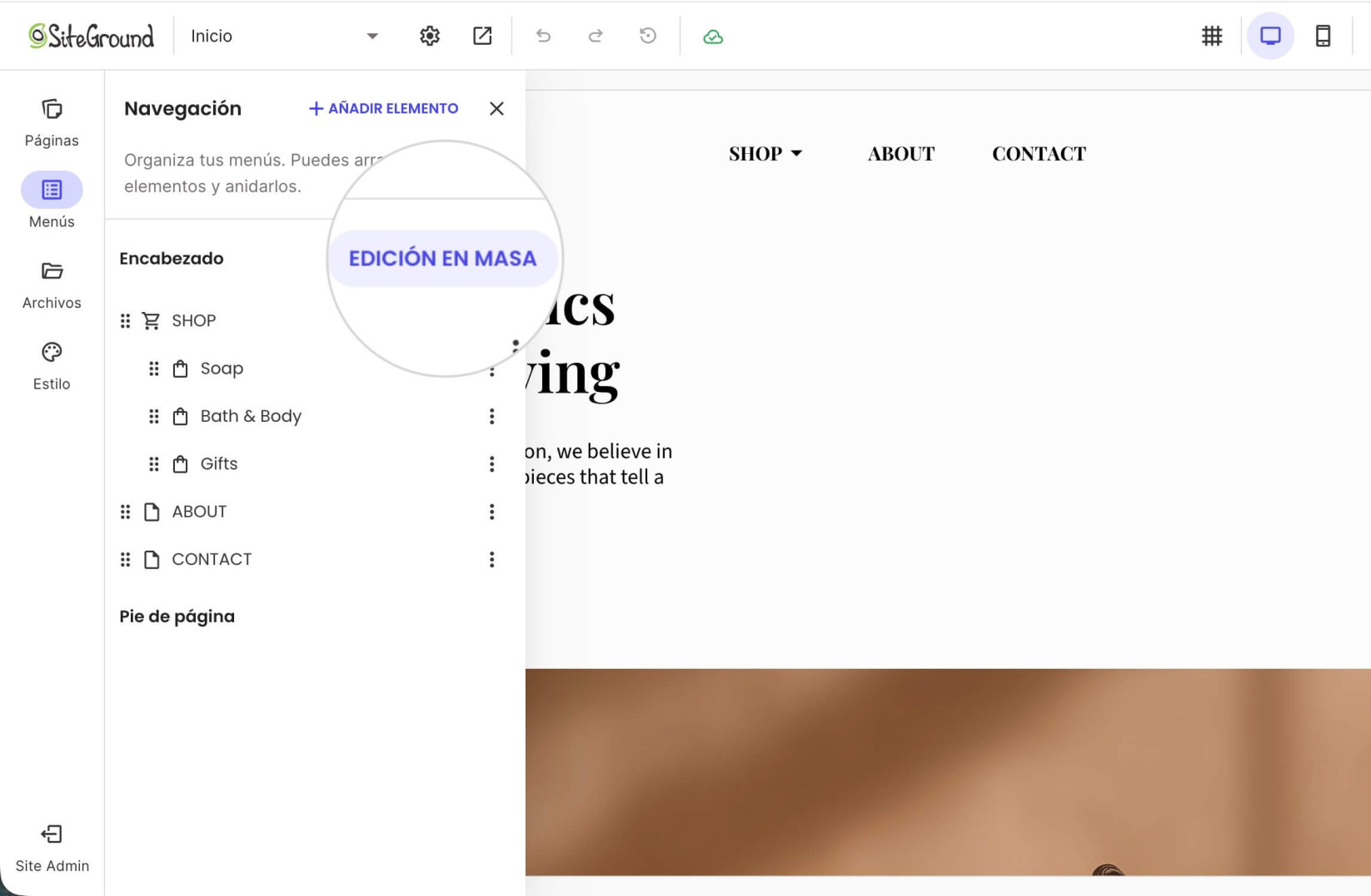 Sección Menús en Website Builder donde puedes organizar los menús de navegación con el botón Edición masiva resaltado