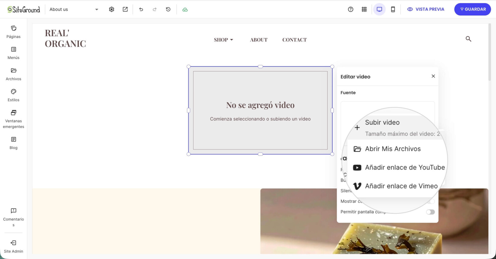 Menú desplegable para seleccionar una fuente de vídeo, incluyendo opciones para subir un archivo, elegir entre archivos o añadir enlaces de YouTube y Vimeo