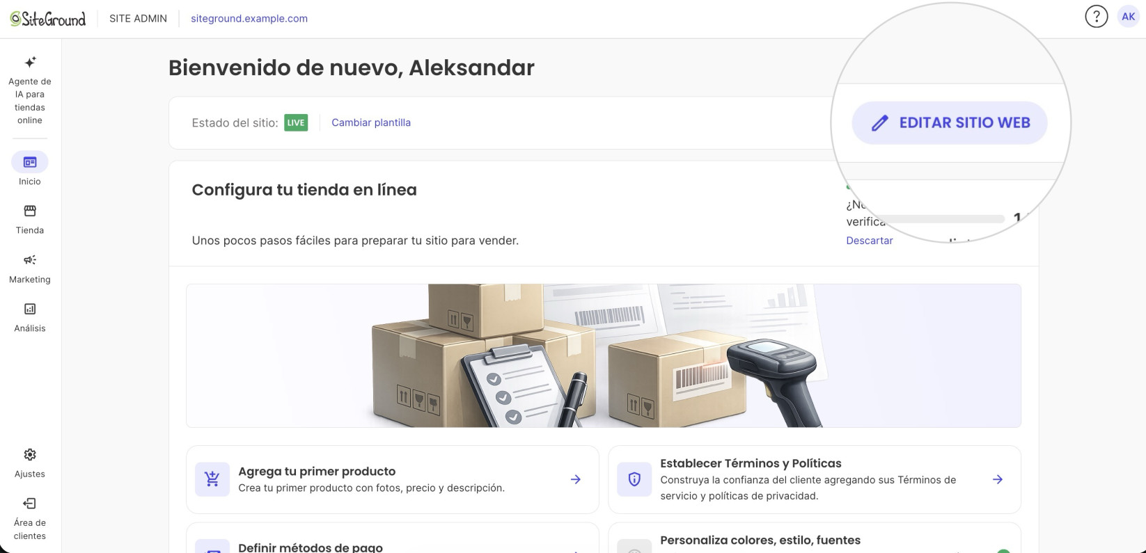 Página de Inicio del Site Admin de SiteGround (« Bienvenido de nuevo, Aleksandar »), con un foco ampliado sobre el botón « Editar sitio web ». La página muestra el Estado del sitio LIVE y la lista de configuración de la tienda con pasos como Agrega tu primer producto y Establecer Términos y Políticas.