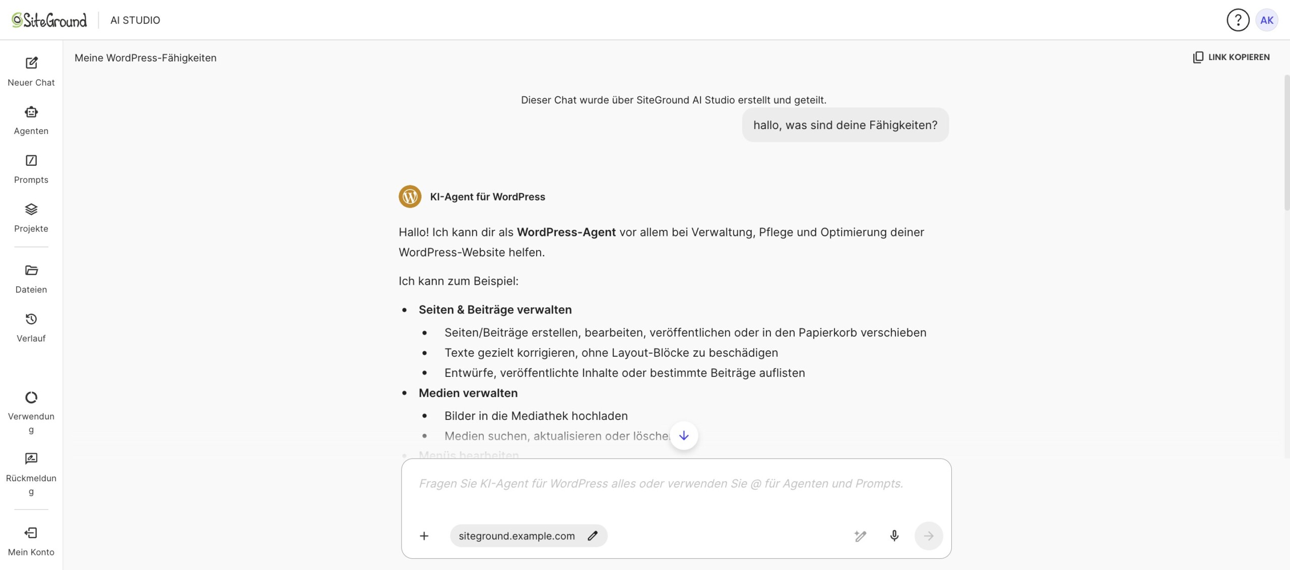 Geteilter Chat in SiteGround AI Studio mit Anmeldung geöffnet und verfügbarem KI-Agenten für WordPress.