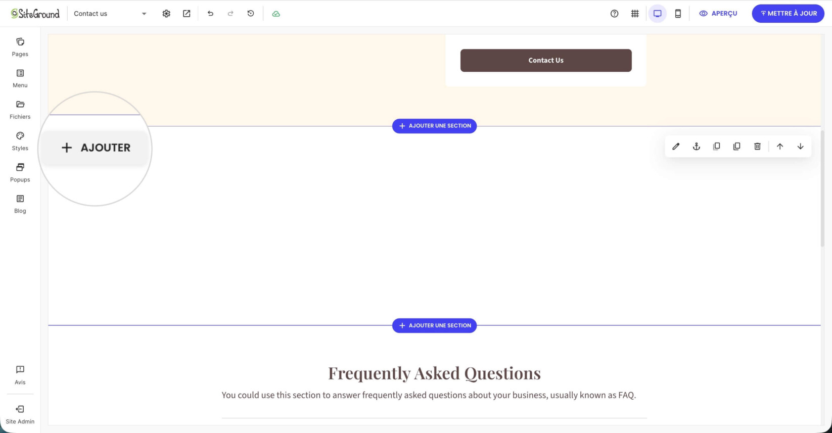 Une page Website Builder avec une section sélectionnée affichant le bouton Ajouter pour insérer un composant